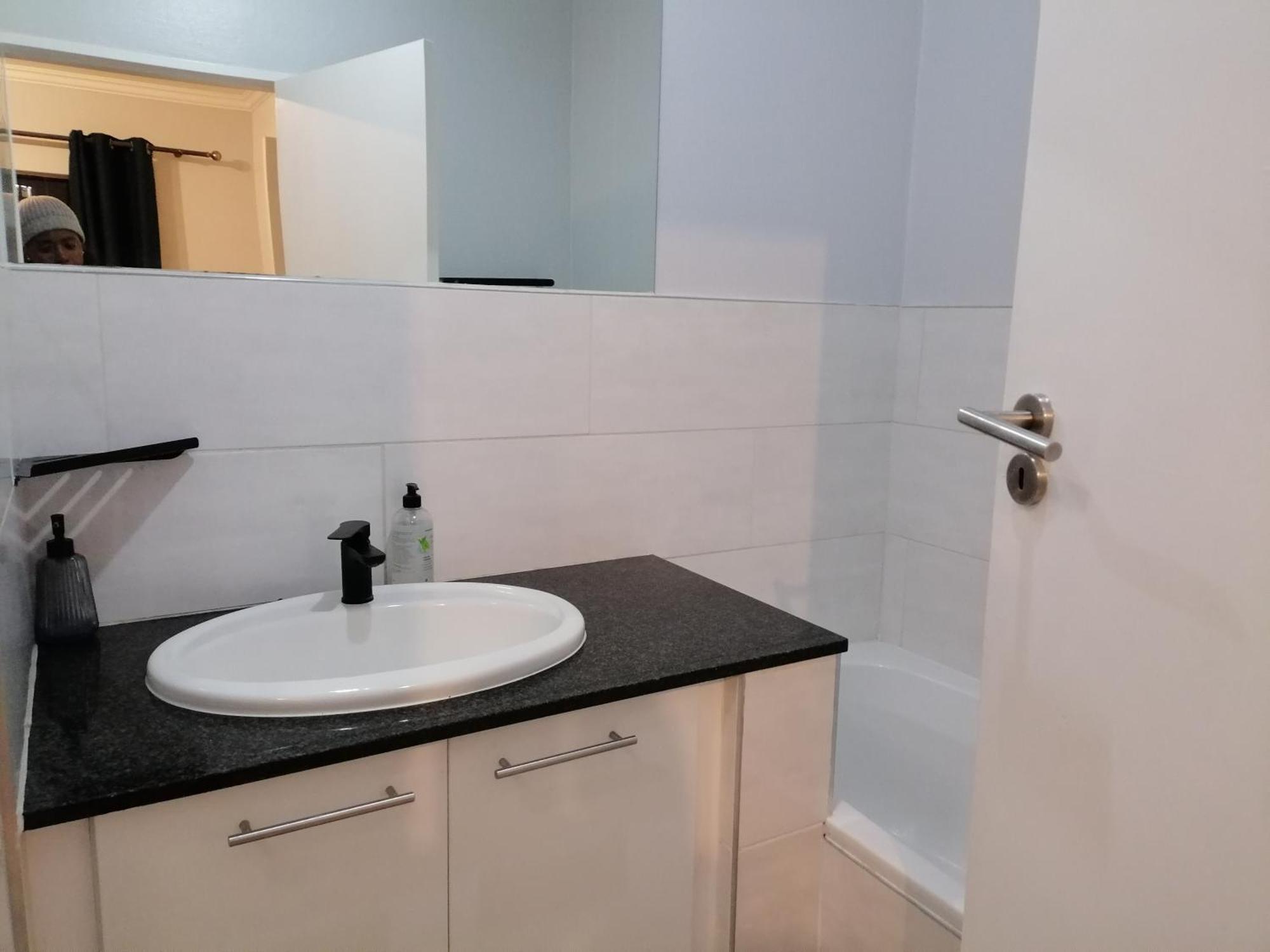 Emabheleni Executive Suites Westpoint Йоганнесбурґ Екстер'єр фото