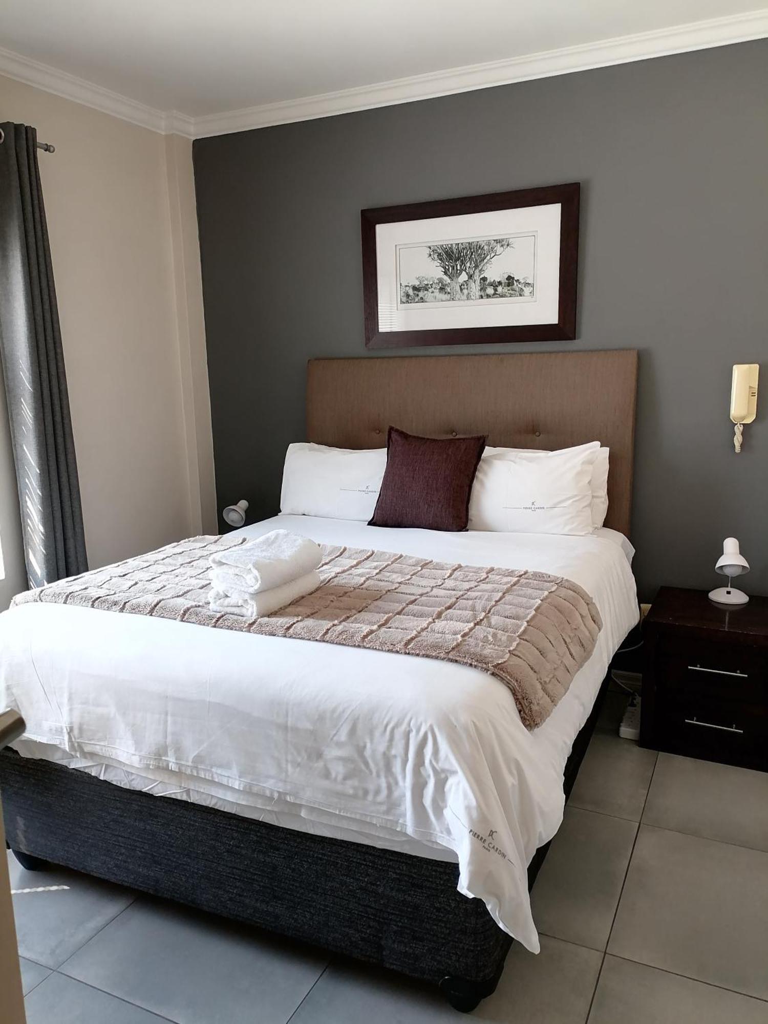 Emabheleni Executive Suites Westpoint Йоганнесбурґ Екстер'єр фото